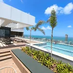 Apto 2 Quartos Luxuoso A Poucos Metros Da Beira Mar