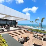 Apto 2 Quartos Luxuoso A Poucos Metros Da Beira Mar
